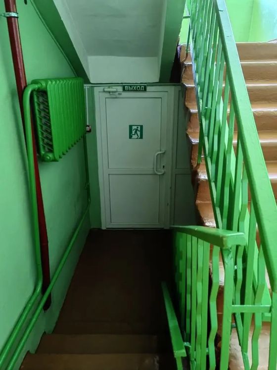 Нежилое здание 1 733,8 м², Мурманская обл.
