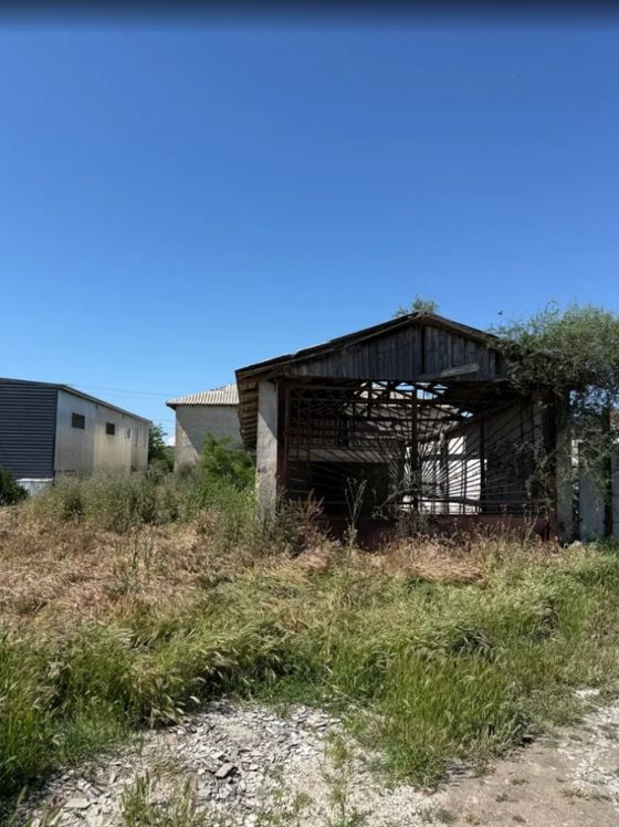 Нежилое здание 624,9 м², с. Табачное, Крым