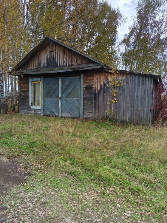 Гараж 100,2 м² с участком, Томская обл.