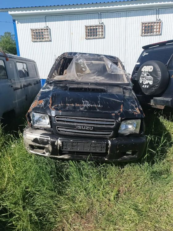 Isuzu Bigkhorn Bez