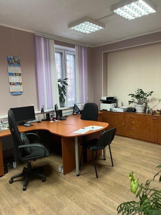 Аренда нежилого помещения, Братск