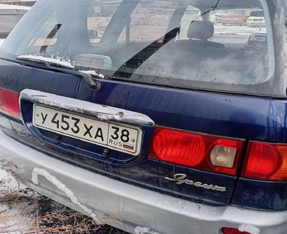 Toyota Ipsum, 2000
