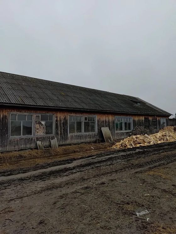 Нежилое здание 368,4 м², с. Верхнесидорово, Тюменская обл.