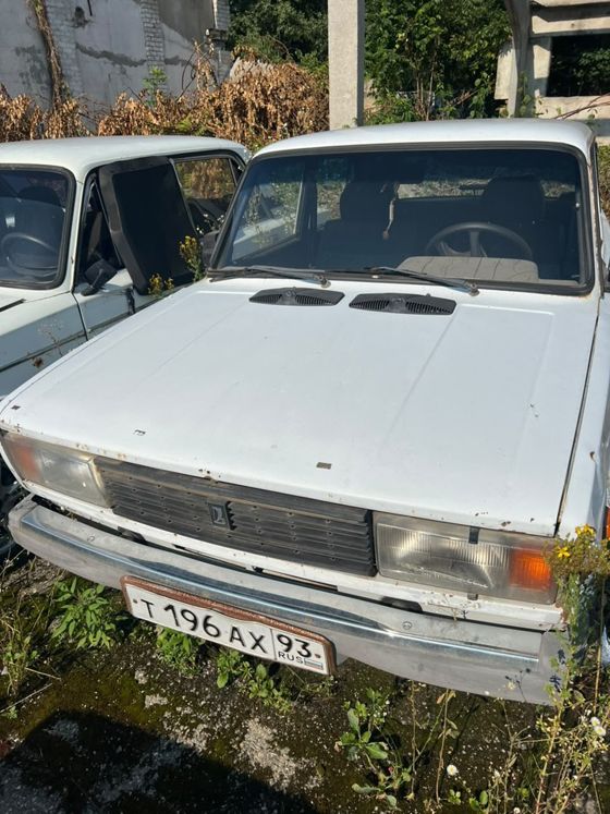 LADA 21053