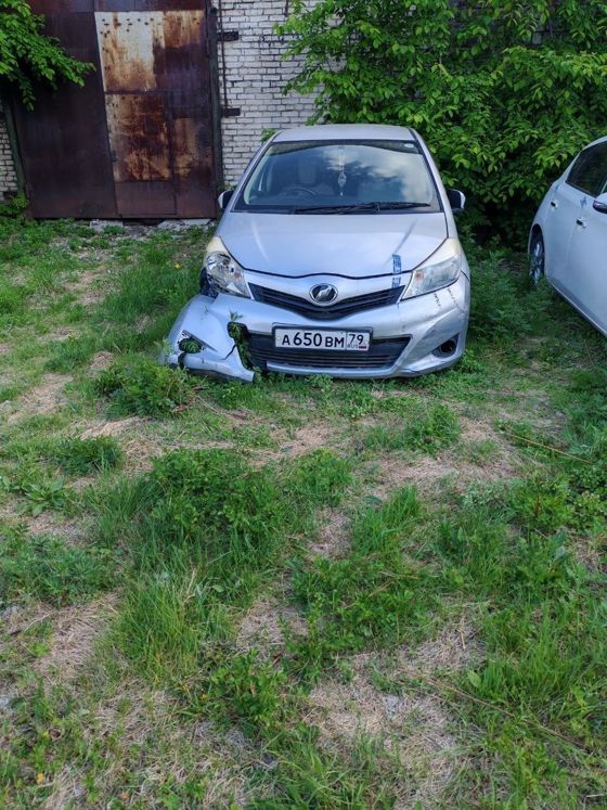 Toyota Vitz, 2012