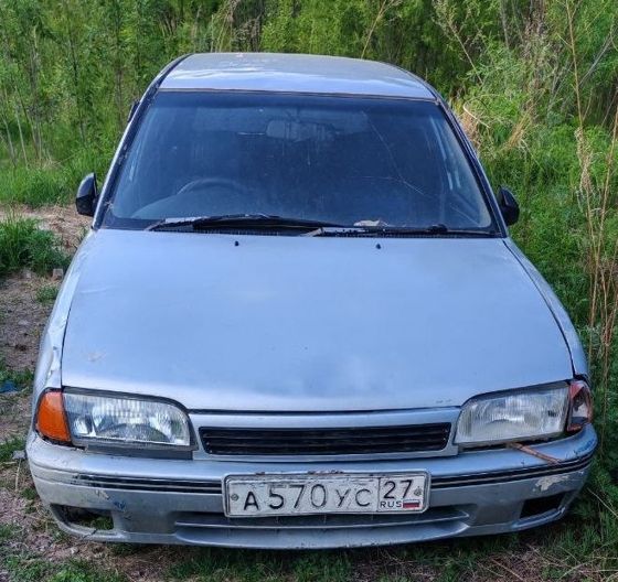 Nissan Avenir