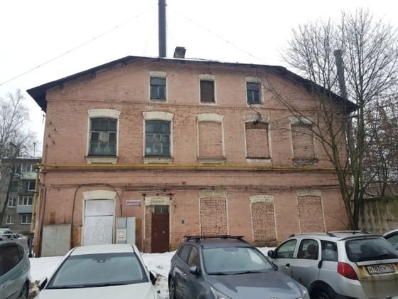 Нежилое здание 739,3 м² с участком, Санкт-Петербург