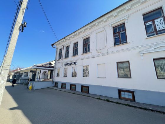 Аренда нежилого помещения 638,1 м², Тихвин