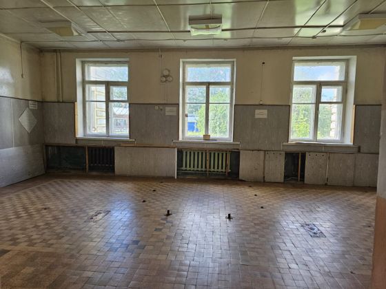 Нежилое здание 975,1 м² с участком, Московская обл.