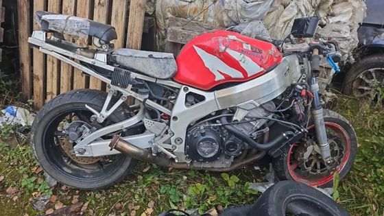 Мотоцикл Honda CBR900RR-2, 1998