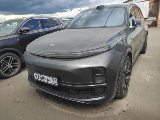 Li Auto Xiang L9, 2023