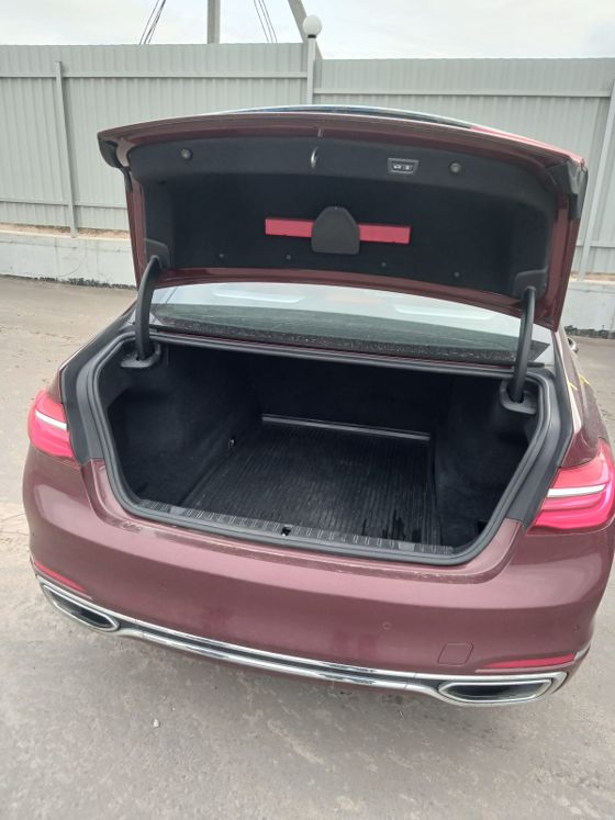 BMW 750LI Xdrive, 2016