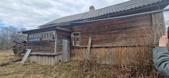 Нежилое здание 35,7 м² с участком, д. Красная Гора, Новгородская обл.