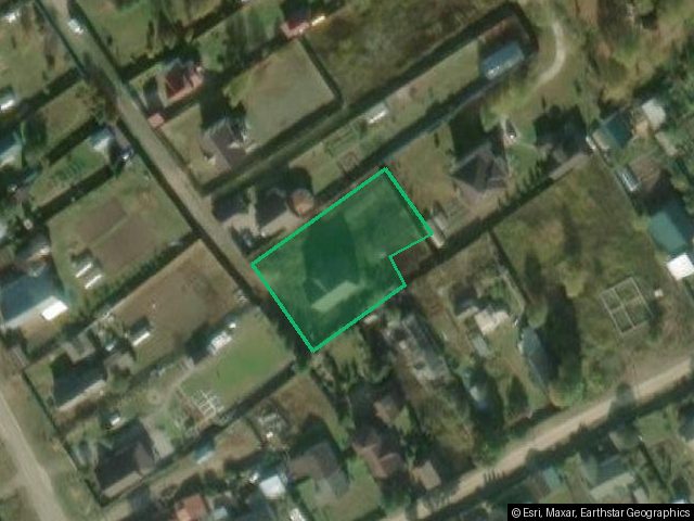 Лот№1: 1) Земельный участок площадью 1500 +/- 8 кв. м., Местоположение установлено относительно ориентира, расположенного за пределами участка. Ориентир жилой дом. Участок находится примерно в 90м, по направлению на восток от ориентира. Почтовый адрес ориентира: обл. Владимирская, р-н Александровский, мо Каринское с/п, с. Махра. Категория земель: земли населенных пунктов, вид разрешенного использования: для ведения личного подсобного хозяйства, кадастровый номер 33:01:001426:146; 2) Индивидуальн