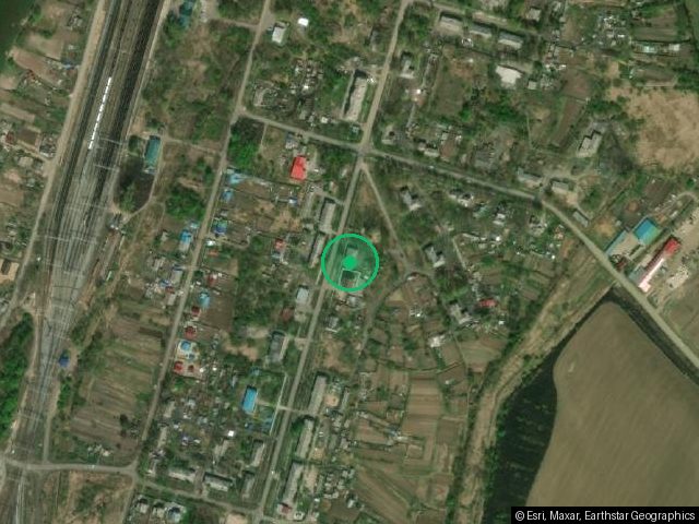 1/4 доли в праве на жилое помещение – квартира, общей площадью 37,5 кв.м., кадастровый номер 79:06:3000006:256, расположенное по адресу: Еврейская автономная область, р-н Смидовичский, п. Волочаевка-2, ул. Советская, д. 25, кв. 12.
Доп.информацию можно получить с момента публикации сообщения о торгах и до окончания периода приема заявок по будням с 10:00 до 17:00 (по времени Хабаровска) по адресу: 680013, Хабаровский край, г. Хабаровск, ул. Ленинградская, д. 18, кв. 601, d.khvorykh@gmail.com, а