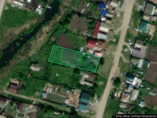 Лот №1: Доля в праве собственности в размере 1/6 на земельный участок, кадастровый номер 74:09:1106033:5, площадью 1410,5 кв.м., адрес расположения: местоположение установлено относительно ориентира, расположенного в границах участка. Почтовый адрес ориентира: Челябинская область, р-н. Каслинский, г. Касли, ул. Красный Фронт; 1/6 в праве собственности на расположенное на земельном участке жилое помещение (дом), кадастровый номер 74:09:1106033:19, площадью 39 кв.м., адрес расположения: Челябинска