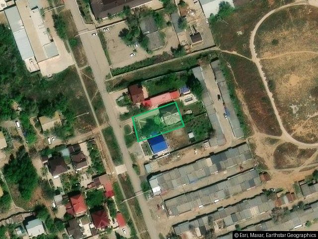 Земельный участок, площадь 800 кв. м., категория земель для строительства и эксплуатации индивидуального жилого дома усадебного типа. Для индивидуальной жилой застройки., кадастровый (условный) номер 30:12:040291:116 Находится в долевой собственности, размер доли: 1/4. Расположенный по адресу: Астраханская область, г. Астрахань, ул. Коновалова, 14 «В». Жилой дом, площадь 401.8 кв. м., кадастровый (условный) номер 30:12:040237:39 Находится в долевой собственности, размер доли: 1/4. Расположенный 