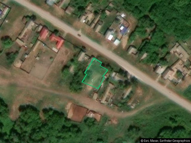 Земельный участок, площадь 642 +/- 9 кв.м., адрес (местонахождение): Россия, обл Саратовская, с Ивантеевка, ул Садовая, дом 5, кадастровый (условный) номер: 64:14:320102:864 Находится в совместной собственности.; Жилой дом, площадь 32.7 кв.м., адрес (местонахождение): Россия, обл Саратовская, с Ивантеевка, ул Садовая, дом 5, кадастровый (условный) номер: 64:14:320102:911 Находится в совместной собственности.