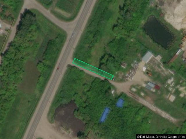 Земельный участок с кад. № 52:48:1200003:1806 (доля в праве 1/2), пл. 275 кв.м., адрес: Нижегородская обл., с. Сеченово, ул. Промышленная; категория земель: Земли населенных пунктов; Вид разрешенного использования: под производственную базу.