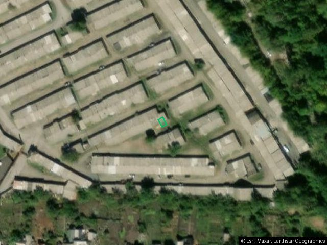"Земельный участок, кадастровый номер: 61:49:0010446:2358, площадь: 27 +/- 1.77, местоположение установлено относительно ориентира, расположенного в границах участка. Почтовый адрес ориентира: Ростовская область, г. Гуково, гск "Жигули", ул. Некрасова 1-а, блок 43,гараж 22. со стоящим на нем нежилым зданием (гараж) кадастровый номер: 61:49:0010446:2877, местоположение: Россия, Ростовская обл., г. Гуково, гск ""Жигули"", ул. Некрасова, 1-а, блок 43, гараж 22 Площадь: 26.9 .
Совместная собственнос