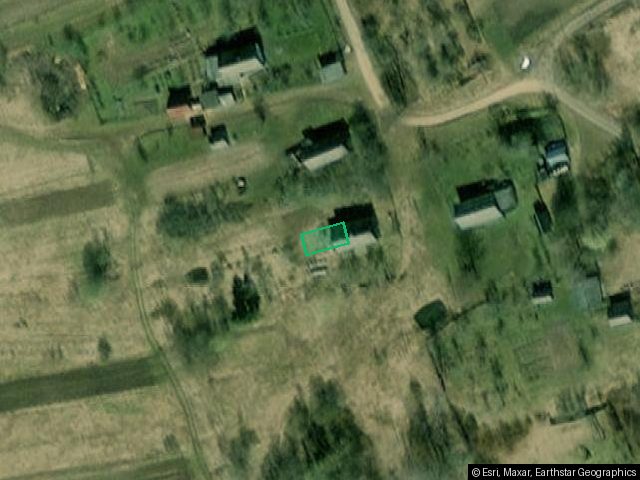Жилой дом – кадастровый № 53:02:0010301:153, адрес: Российская Федерация, Новгородская область, муниципальный район Боровичский, сельское поселение Волокское, деревня Елигово, дом 67, площадь: 75,9 кв.м.
Земельный участок – кадастровый № 53:02:0010301:72, адрес: Новгородская область, р-н Боровичский, с/п Волокское, д Елигово, д 67, площадь: 600 кв.м., виды разрешенного использования: для развития подсобного хозяйства. Граница земельного участка не установлена в соответствии с требованиями земель