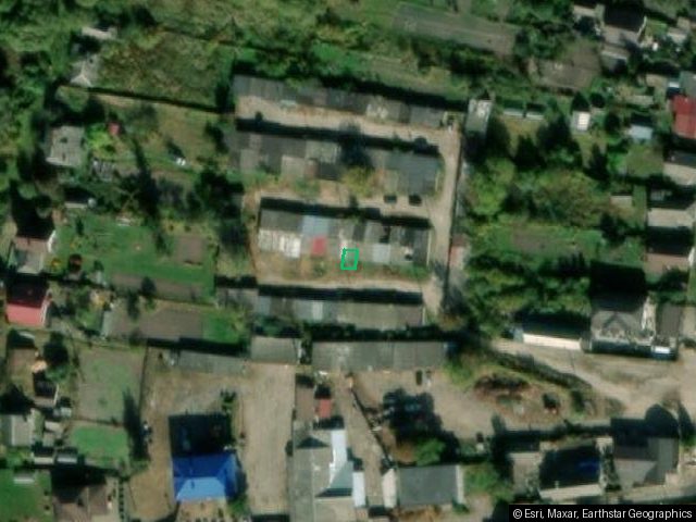 - Здание нежилое с кадастровым номером 32:10:0360106:300, площадь: 24 кв.м., адрес: Брянская область, р-н Карачевский, г Карачев, квартал 84, гараж 26;
- Земельный участок с кадастровым номером 32:10:0360106:391, объекты гаражного назначения, площадь: 25 кв.м,, адрес: Российская Федерация, Брянская область, Карачевский муниципальный район, Карачевское городское поселение, г Карачев, квартал 84-й, з/у 26.
Покупателю необходимо проявить должную осмотрительность и осмотреть имущество по месту его н
