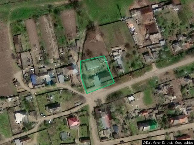 Земельный участок площадью 1 680 м?, с кадастровым номером 23:06:0101005:220, с одноэтажным Жилым домом площадью 29,2 м?, с кадастровым номером 23:06:0101005:471, расположенные по адресу: Краснодарский край, Гулькевичский район, поселок Советский, улица Мира, дом 5.
С имуществом, являющимся предметом торгов, можно ознакомиться по предварительной записи у организатора торгов по номеру телефона +79101701108 или электронной почте: torgibfl@mail.ru