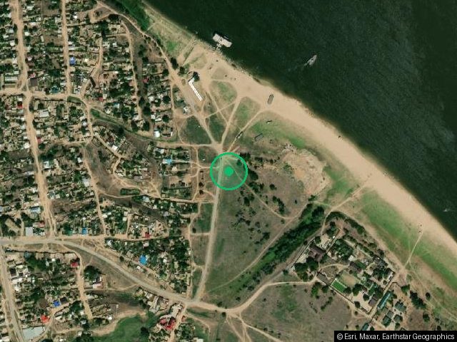 1/2 доли в праве собственности на земельный участок, площадью 945 кв.м., кадастровый номер 30:03:100103:191, расположенный по адресу: Астраханская область, р-н Енотаевский, с.Никольское, ул Кирова, 35.
1/2 доли в праве собственности на жилой дом, площадью 137.7 кв.м., кадастровый номер 30:03:100101:778, расположенный по адресу: Астраханская область, р-н. Енотаевский, с.Никольское, ул. Кирова, д. 35
С предметом торгов можно ознакомиться, отправив предварительно запрос по e-mail: dinega@pravo34.ru