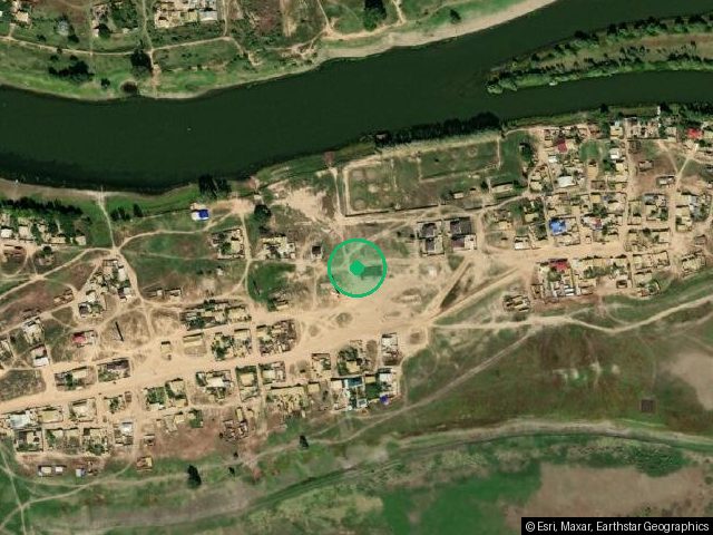 Земельный участок, Кадастровый номер: 30:02:020301:237, площадь: 512 м2.; Вид собственности: Общая долевая собственность, доля в праве 1/5, расположенное по адресу: Местоположение установлено относительно ориентира, расположенного в границах участка. Почтовый адрес ориентира: Астраханская область, р-н. Володарский, п. Камардан, ул.Перевозная, д. 4; Помещение, жилое; Кадастровый номер: 30:02:020301:579; площадь: 65.5 м2. Вид собственности: Общая долевая собственность, доля в праве 1/5, расположен