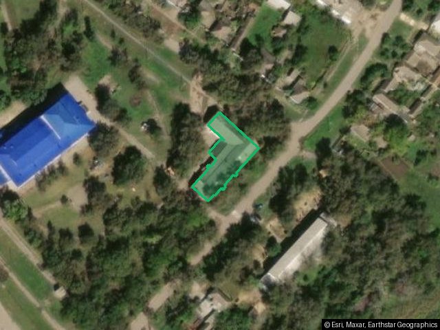 Нежилое здание 702,8 м², с. Камбулат
