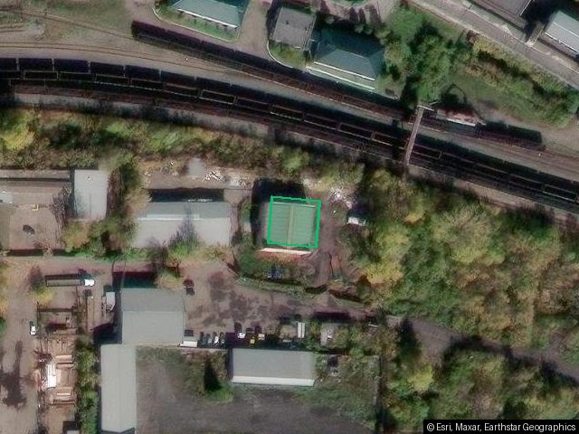 Нежилое здание, площадью 322,4 кв.м, кадастровый номер: 42:29:0101003:2790, расположенное по адресу: Кемеровская область, г. Мыски
Нежилое здание, площадью 505,5 кв.м, кадастровый номер: 42:29:0101003:2788, расположенное по адресу: Кемеровская область, г.Мыски
Земельный участок, площадью 3 999 кв.м, кадастровый номер: 42:29:0103013:2568, расположенный по адресу: Кемеровская область, г.Мыски
Имущество является предметом залога.
На имущество наложено ограничение в виде запрещения регистрации.
