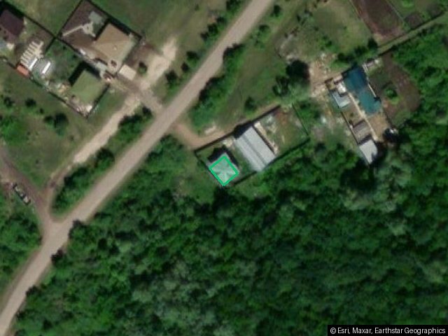 Жилой дом, площадью: 147,4 кв.м., с кадастровым
номером: 63:06:0105027:622, расположенный на земельном участке,
площадью: 586 кв.м., с кадастровым номером: 63:06:0000000:2392,
адрес: Российская Федерация, Самарская область, г. Отрадный,
садоводство "Коммунальник", квартал 78, д.37. В залоге у Публичного акционерного общества «Сбербанк России».