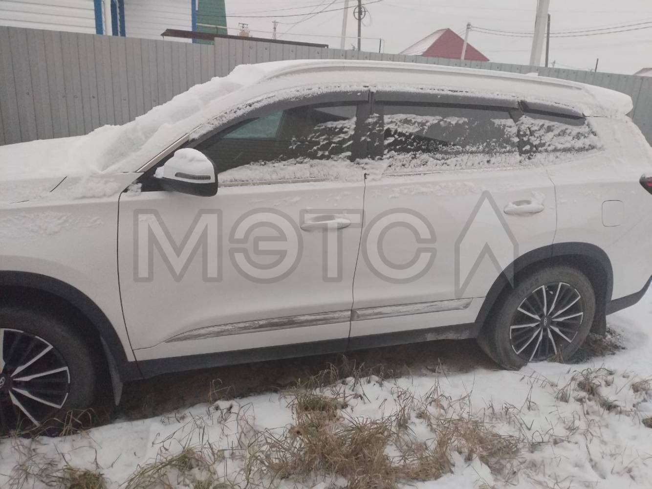 Автомобиль легковой, марка: Chery Tiggo, модель: 8, VIN: LVTDB21B1PD404627, гос. рег. номер: Х696ММ72, год изготовления: 2023
Порядок ознакомления с имуществом должника:
С ЛОТОМ №1 можно ознакомиться по месту его нахождения: г. Тюмень, ул. 50 лет октября 206/4, предварительно согласовав время с Финансовым управляющим по тел. +79128007109, либо путем направления запроса на электронную почту ashchennikov1@mail.ru, с момента публикации сообщения о продаже имущества и до окончания приема заявок.
Во 