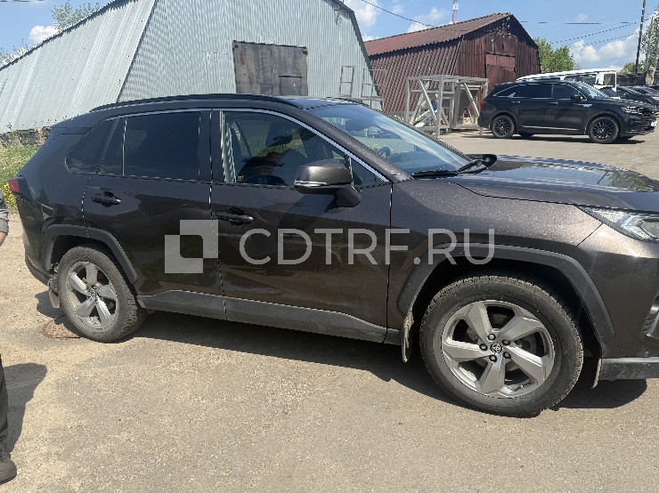 Автомобиль Toyota RAV 4, 2021 гв, VIN XW7R43FV00S038664, цвет коричневый, с комплектом шин (ТС на ходу, диагностика технического состояния не проводилась)
Информацию о порядке ознакомления с имуществом можно получить у организатора торгов по телефону:: 89307468877 (в рабочие дни с 12:00 до 17:00, время московское) или направив заявку на e-mail: OlgaL777@yandex.ru. Осмотр имущества возможен только по предварительной договоренности и записи по телефону: 89307468877.