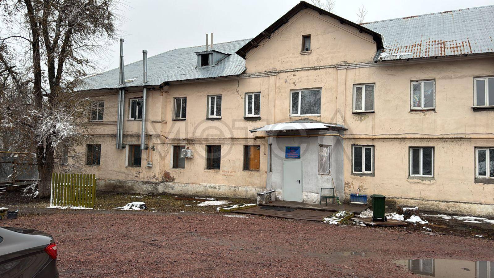 Здание общежития, назначение: жилое, общей площадью 898 кв. м., инвентарный номер 4159, литер А кадастровый номер 61:49:0010360:194, расположенное по адресу: Ростовская область, г. Гуково, ул. Баранова, д. 7; Земельный участок площадью 2072 кв.м. кадастровый № 61:49:0010360:1 расположенный по адресу: Ростовская обл, г. Гуково, ул. Баранова, 7; Движимое имущество: Газовый счетчик ВК-G16Т с комплектом; Котел газовый Navien; Котел отопительный водогрейный Премиум 100 Лемакс.
Порядок ознакомления с 