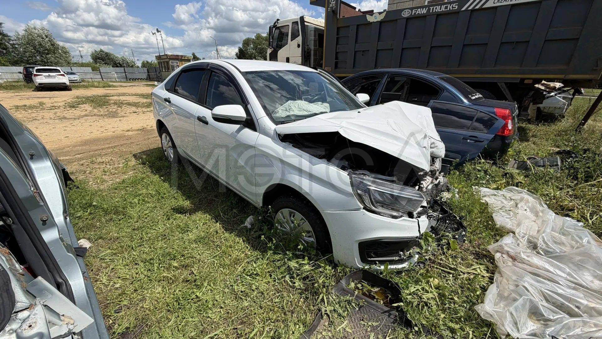 LADA VESTA , г.в. 2023 XTAGFL110R0723238. Пробег 44 тыс.После ДТП. Состояние на фотографиях. Более подробное техническое состояние выясняйте самостоятельно в ходе осмотра. Организатор торгов нюансами технического состояния не владеет.
Порядок ознакомления с имуществом должника:
в рабочие дни с 09:00 до 17:00, предварительно согласовав дату и время с организатором торгов по телефону +7 915 509-11-11