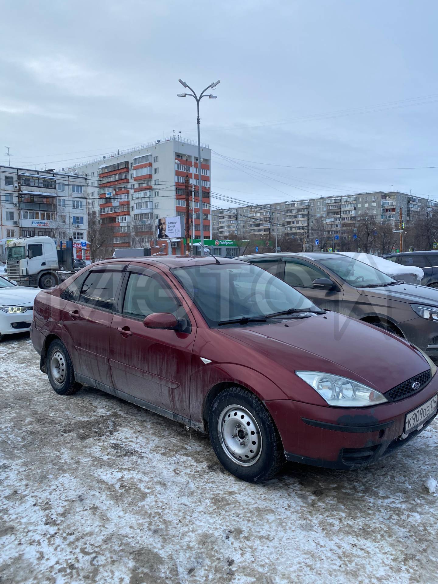 Нежилое помещение площадью 36,5 кв.м., с кадастровым номером 74:36:0716005:654, находящегося по адресу: г. Челябинск, ул. Бахчисарайская, д. 31- а, ГСК 8 Автомобилист участок Кр. Урала, гараж 2427
Порядок ознакомления с имуществом должника:
С условиями торгов, характеристиками имущества, выставленного на торги и иной документацией можно ознакомиться по месту нахождения имущества в рабочее время в дни приема заявок, предварительно согласовав точное время и дату по тел. 89123235823 или по электрон