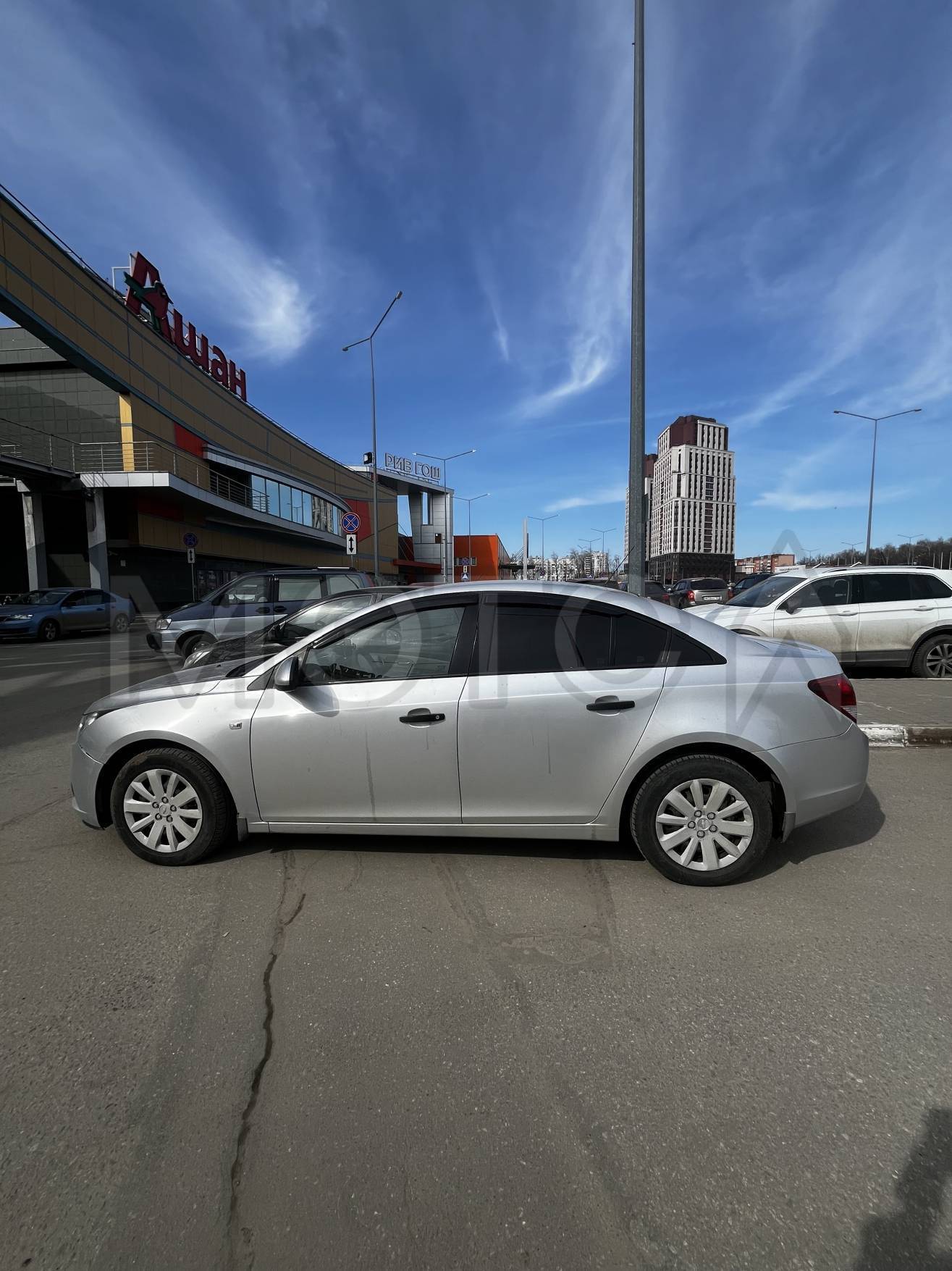 Автомобиль легковой, марка:
CHEVROLET, модель: CRUZE, VIN:
XUFJF696JB3021131, гос. рег. номер:
А967АТ252, год изготовления: 2011
Порядок ознакомления с имуществом должника:
С ЛОТОМ №1 можно ознакомиться по месту его нахождения: Советская площадь, д.5 (парковка у тц "Жар Птица"), предварительно согласовав время с Финансовым управляющим по тел. +79128007163, либо путем направления запроса на электронную почту au.kirill.kuznetsov@inbox.ru, с момента публикации сообщения о продаже имущества и до око