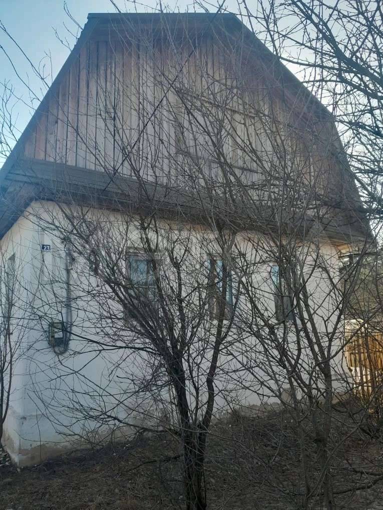 1/4 доля в праве на жилой дом, площадь:
51,6кв.м., кадастровый номер:
44:31:030205:72, и 1/4 доля в праве на
земельный участок , площадь: 847кв.м.,
кадастровый номер: 44:31:030205:28,
Категория земель: Земли населенных
пунктов, Вид разрешённого
использования: Для ведения личного
подсобного хозяйства
Порядок ознакомления с имуществом должника:
С ЛОТОМ №1 можно ознакомиться по месту его нахождения: Костромская область, Шарьинский р-н., г. Шарья,&para;ул. Боровая, д.23, предварительно согласовав вр