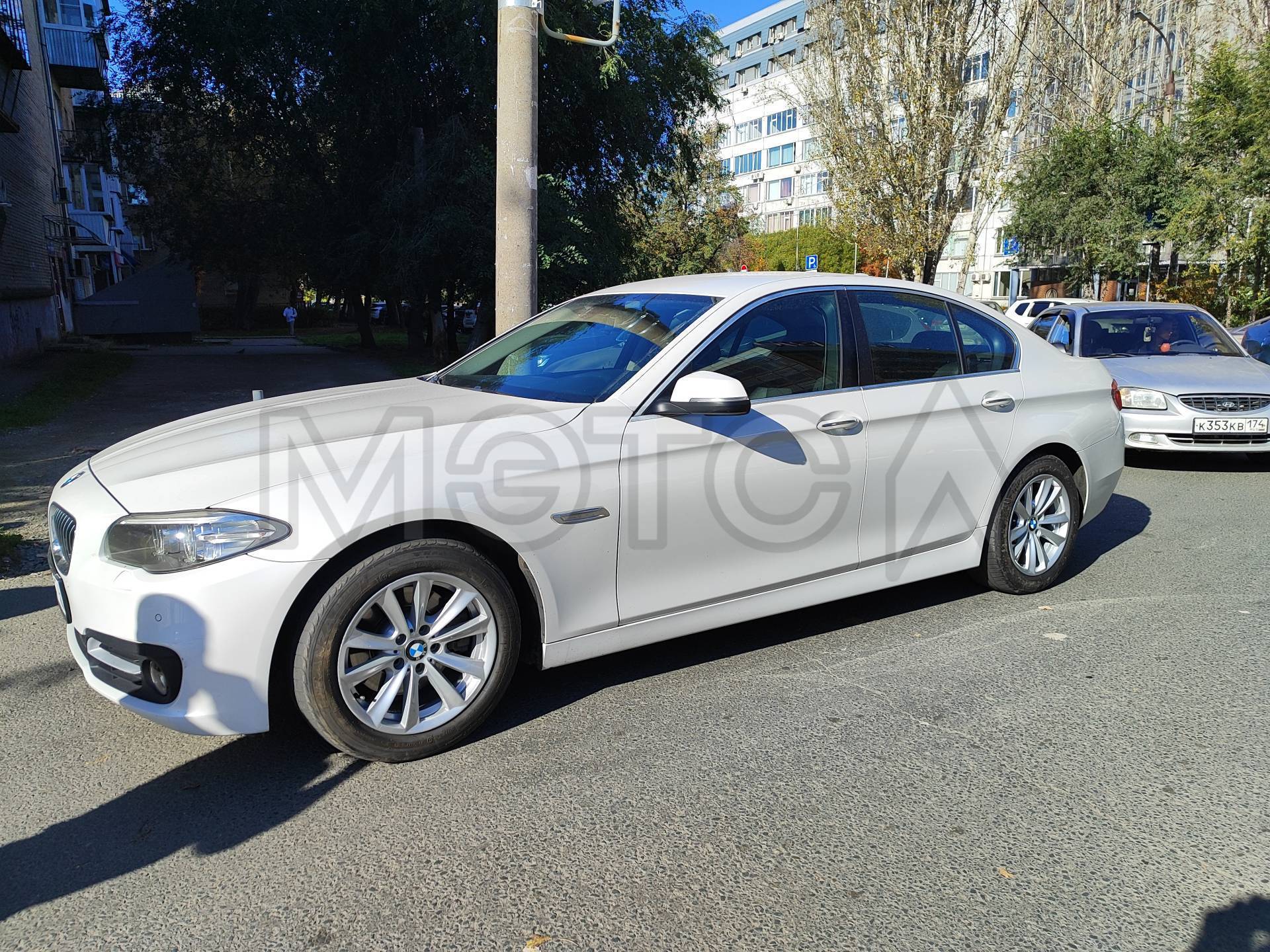Транспортное средство - БМВ 520D, 2014 г.в., VIN номер - X4X5C39480D826210, Цвет кузова (кабины) - БЕЛЫЙ МЕТАЛЛИК, Рабочий объём (куб.см) - 1995, Модель двигателя - N47D20С, Тип топлива - Дизельный на дизельном топливе, Мощность (кВТ/л.с.) - 135.3/184.0, Тип коробки передач – Автоматическая, Тип привода - Задний.
Порядок ознакомления с имуществом должника:
Ознакомление с перечнем и характеристиками имущества, проектами договоров о задатке и купли-продажи имущества осуществляется по адресу: 62000