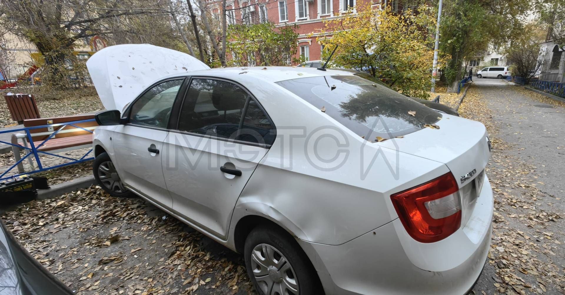 SKODA RAPID, VIN: XW8AG1NH4HK102877, 2016 года выпуска.
Порядок ознакомления с имуществом должника:
Ознакомление с имуществом осуществляется после предварительного согласования с Организатором торгов, путем направления заявки в произвольной форме на электронную почту uristnso@yandex.ru.
Адрес: Российская Федерация, 400038, Волгоградская область, г. Волгоград, б-р Сиреневый, д. 128/306
Показ обеспечивает: организатор торгов.
Организатор торгов - Финансовый управляющий Бахтинов Денис Алексеевич
(а