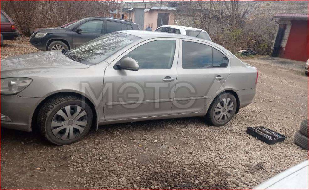 Автомобиль марки VIN: XW8BK21Z3DK257566, год изготовления ТС: 2013, марка ТС: Skoda, модель ТС: Octavia
Порядок ознакомления с имуществом должника:
С ЛОТОМ №1 можно ознакомиться по месту его нахождения: Липецкая обл., г. Елец, ул. Маяковского, 108а, предварительно согласовав время с Финансовым управляющим по тел. +79128028163, либо путем направления запроса на электронную почту satina.yuliya@inbox.ru, с момента публикации сообщения о продаже имущества и до окончания приема заявок.
Во избежание п