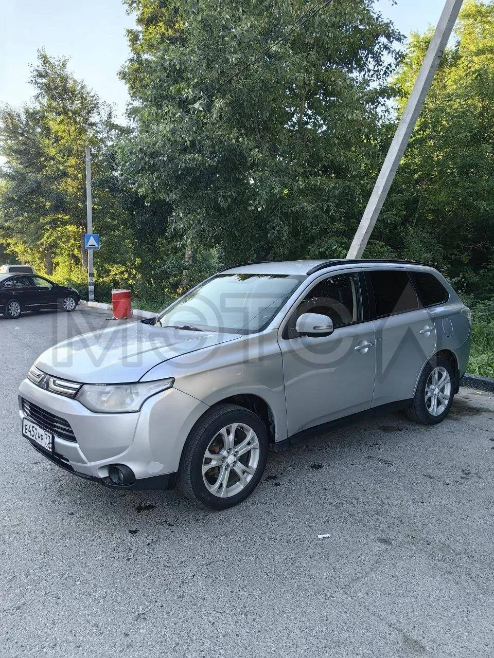 Легковой автомобиль, MITSUBISHI OUTLANDER, 2013, VIN: Z8TXTGF3WDM018463
Порядок ознакомления с имуществом должника:
Ознакомление с более подробными характеристиками и документацией относительно аукциона и предмета торгов осуществляется по предварительной записи по телефону организатора торгов 8 951 090-25-25, в будние дни с 09:00 до 16:00 по местному времени (МСК +1).