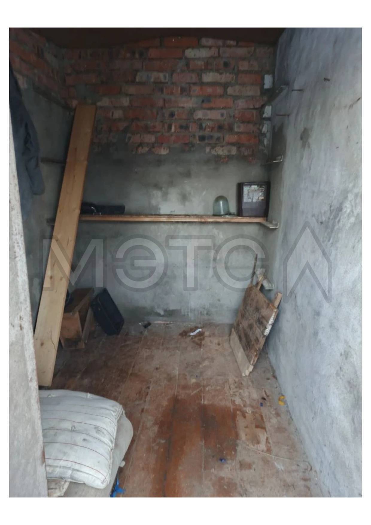 Земельный участок, площадь 326 +/- 1 кв.м., адрес (местонахождение): Кировская обл, г Киров, тер сдт Ручеек (Нововятск), кадастровый (условный) номер: 43:40:110768:92.
Порядок ознакомления с имуществом должника:
С документами и сведениями об имуществе, являющимся предметом торгов, можно ознакомиться у организатора торгов по телефону +79379360316 или электронной почте bastrakov.arbitrazh@yandex.ru в рабочие дни с 10:00 до 16:00.
Осмотр производится по адресу местонахождения недвижимого имущества.