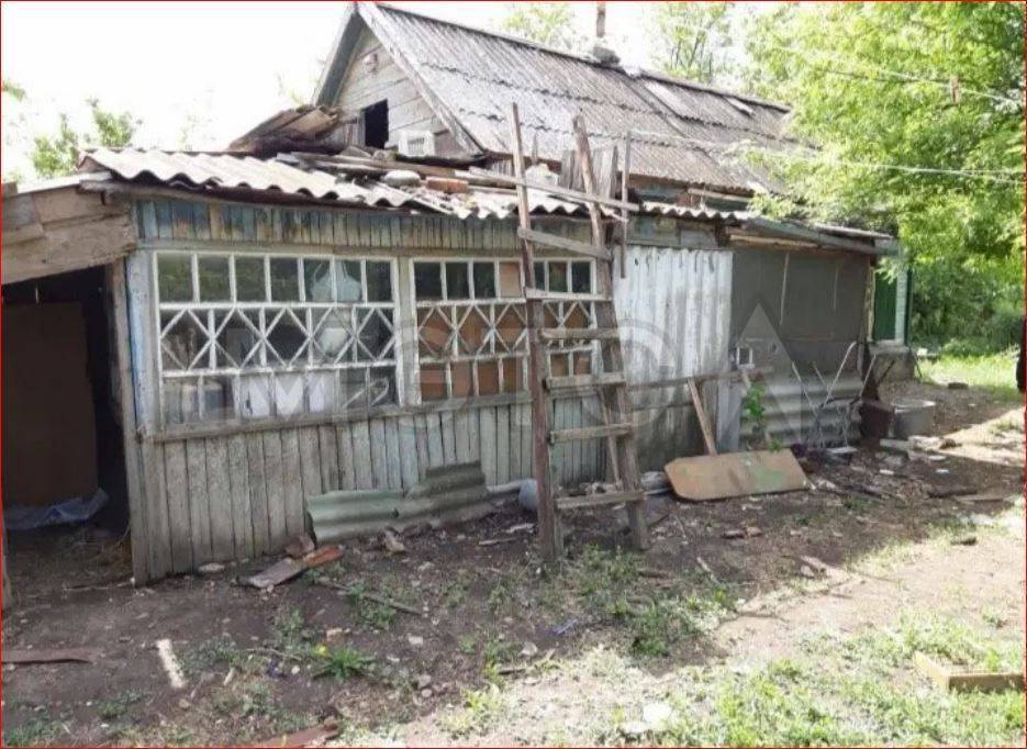 Жилое здание, площадь: 23,6кв.м.,
кадастровый номер: 23:22:0403004:1754
и земельный участок , площадь:
2 600кв.м., категория земель: Земли
населенных пунктов, разрешенное
использование: для ведения личного
подсобного хозяйства, кадастровый
номер: 23:22:0403004:2035, Адрес
(местоположение): Российская
Федерация, Краснодарский край, м.р-н
Новопокровский, с.п. Калниболотское,
ст-ца Калниболотская, ул Красных
Партизан, д. 16
Порядок ознакомления с имуществом должника:
С ЛОТОМ №1 можно ознакомиться п