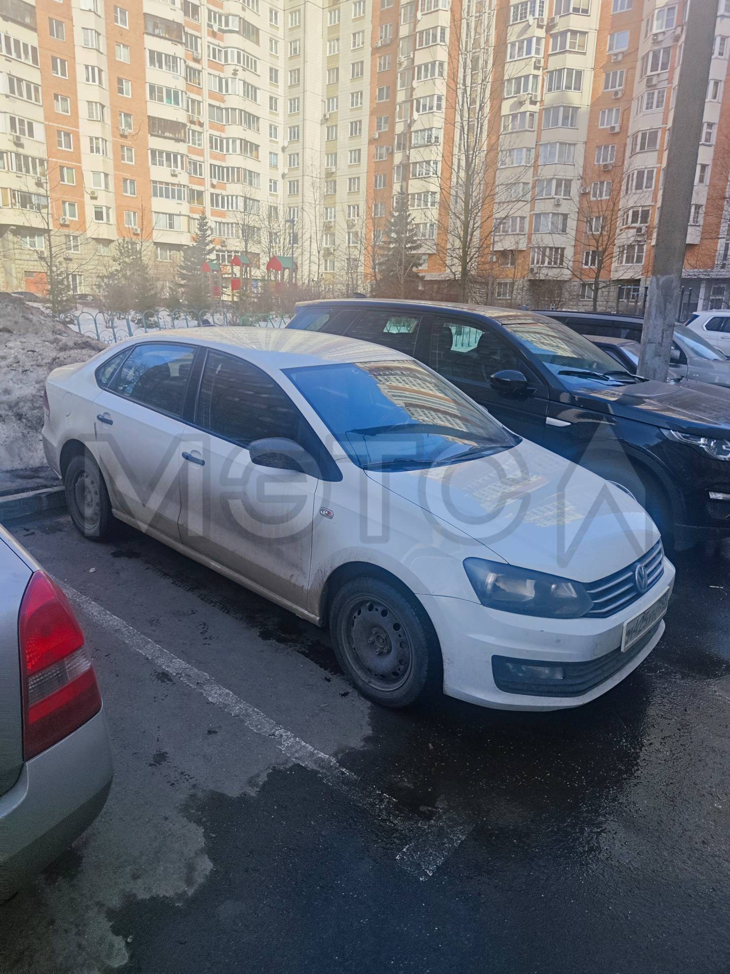 автомобиль Фольскваген Поло 2019 г.в. ВИН XW8ZZZ61ZKG047241 цвет белый, является предметом залога АО "Тбанк"
Порядок ознакомления с имуществом должника:
Ознакомление с имуществом осуществляется по местонахождению имущества как самостоятельно, так и по предварительной договоренности с организатором торгов по следующим контактам - почтой - 107241, г. Москва, а/я 55; электронной почтой - arbitr500@gmail.com; по телефону +7(915)0026195, получить документы по предмету торгов можно по электронной почт