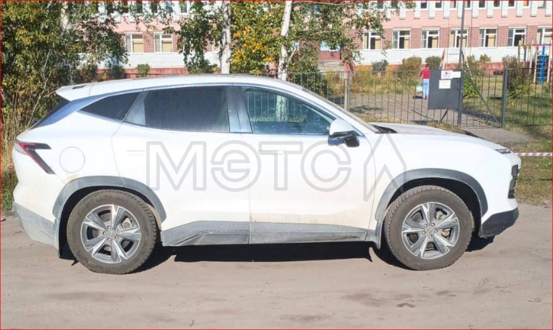 Автомобиль: марка: JETOUR, модель: DASHING, год выпуска 2023, VIN: HJRPBGFA1PB388061. Техническое состояние: автомобиль на ходу.
Порядок ознакомления с имуществом должника:
С ЛОТОМ №1 можно ознакомиться по месту его нахождения: Архангельская обл, Дорогорское с, Набережная ул, 9, предварительно согласовав время с Финансовым управляющим по тел. +79823058977, либо путем направления запроса на электронную почту krylosov.anton96@mail.ru, с момента публикации сообщения о продаже имущества и до окончан