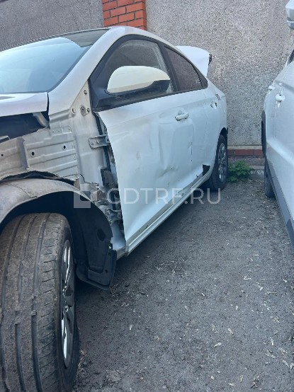 Автомобиль Hyundai Solaris VIN: Z94K241CBMR253012
Ознакомление с имуществом по месту нахождения имущества: г. Казань, ул. Голубятникова, д. 11 А (адрес может меняться, необходимо уточнять по телефону). Для ознакомления с имуществом: 8- 917-9178200. Ознакомление с проектами договора о задатке и договора купли-продажи, иными документами и условиями проведения торгов по адресу: Республика Татарстан, г. Казань, ул. Мазита Гафури, д. 48, оф. 112, тел. 89179178200, направлением запроса по почте России