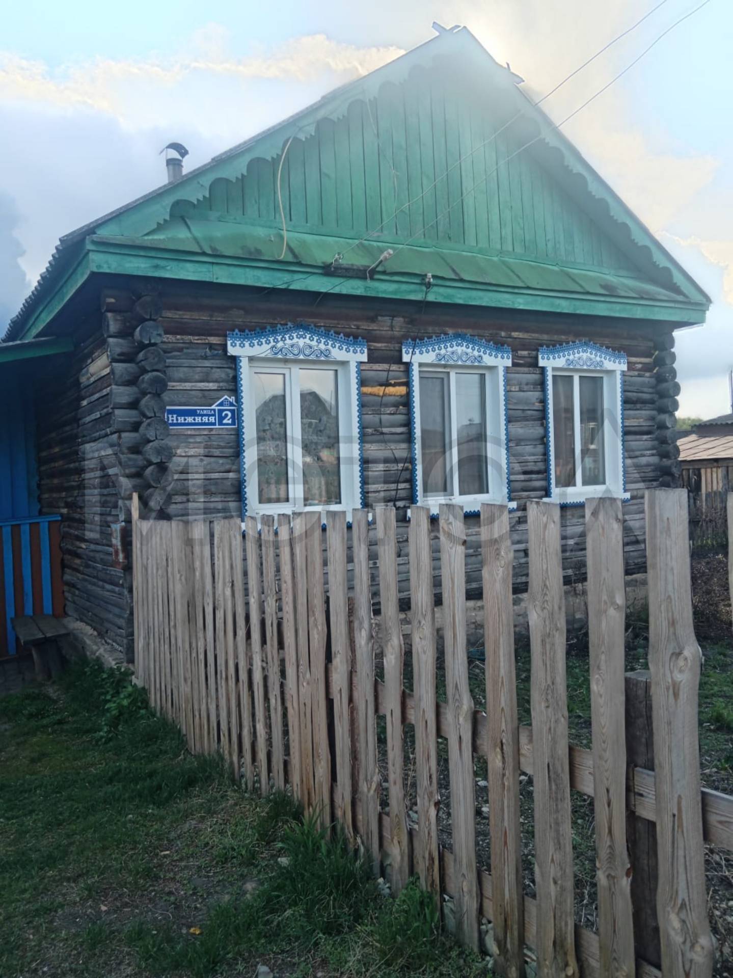 1/8 доля в праве на жилое здание, площадь:
56,3кв.м., кадастровый номер:
73:02:044702:135 и 1/8 доля в праве на
земельный участок , площадь: 1 600кв.м.,
категория земель: Земли населенных
пунктов, разрешенное использование: Для
ведения личного подсобного хозяйства,
кадастровый номер: 73:02:044702:96, адрес
(местоположение): обл. Ульяновская, р-н
Барышский, с. Загарино, ул. Нижняя, дом 2
В имуществе имеются доли, принадлежащие несовершеннолетним сособственникам.
Порядок ознакомления с имуществом 