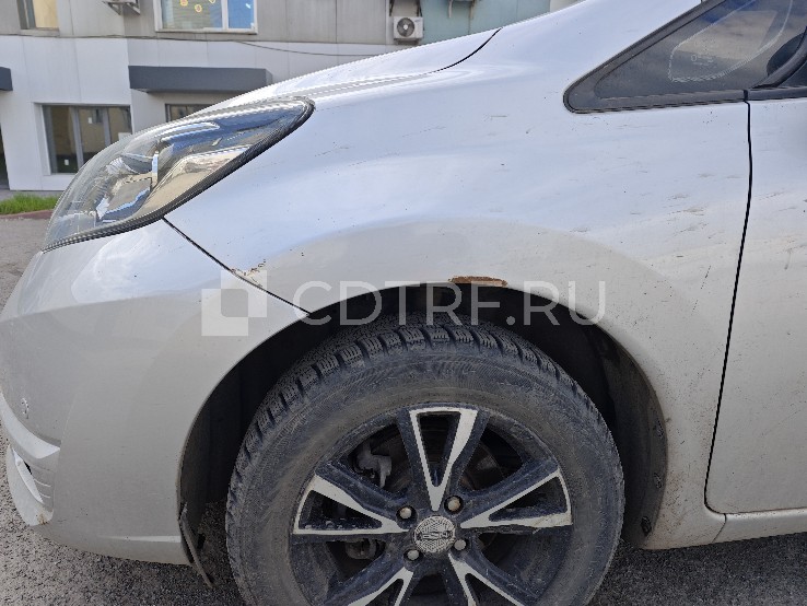 Автомобиль Nissan Note (хэтчбек-комби), 2017 года выпуска; идентификационный номер (VIN/номер кузова): E12-546904; государственный регистрационный знак: Р383НК142; ЭПТС № 164302035540896; СТС № 9945 843778; двигатель HR12261137B, объем 1 198 куб. см, мощность 78 л. с.; трансмиссия гидромеханическая (АКПП); дата регистрации в Госавтоинспекции — 11.10.2021; показание одометра около 188 735 км. Имеются сведения о договоре залога № 24 от 17.09.2024 года, заключенном в пользу ФНС России.
С документам